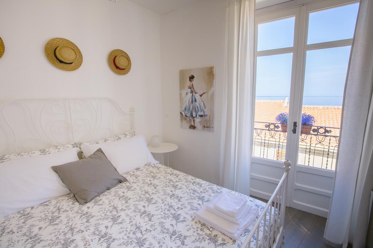 Azzurro Bed & Breakfast 3*